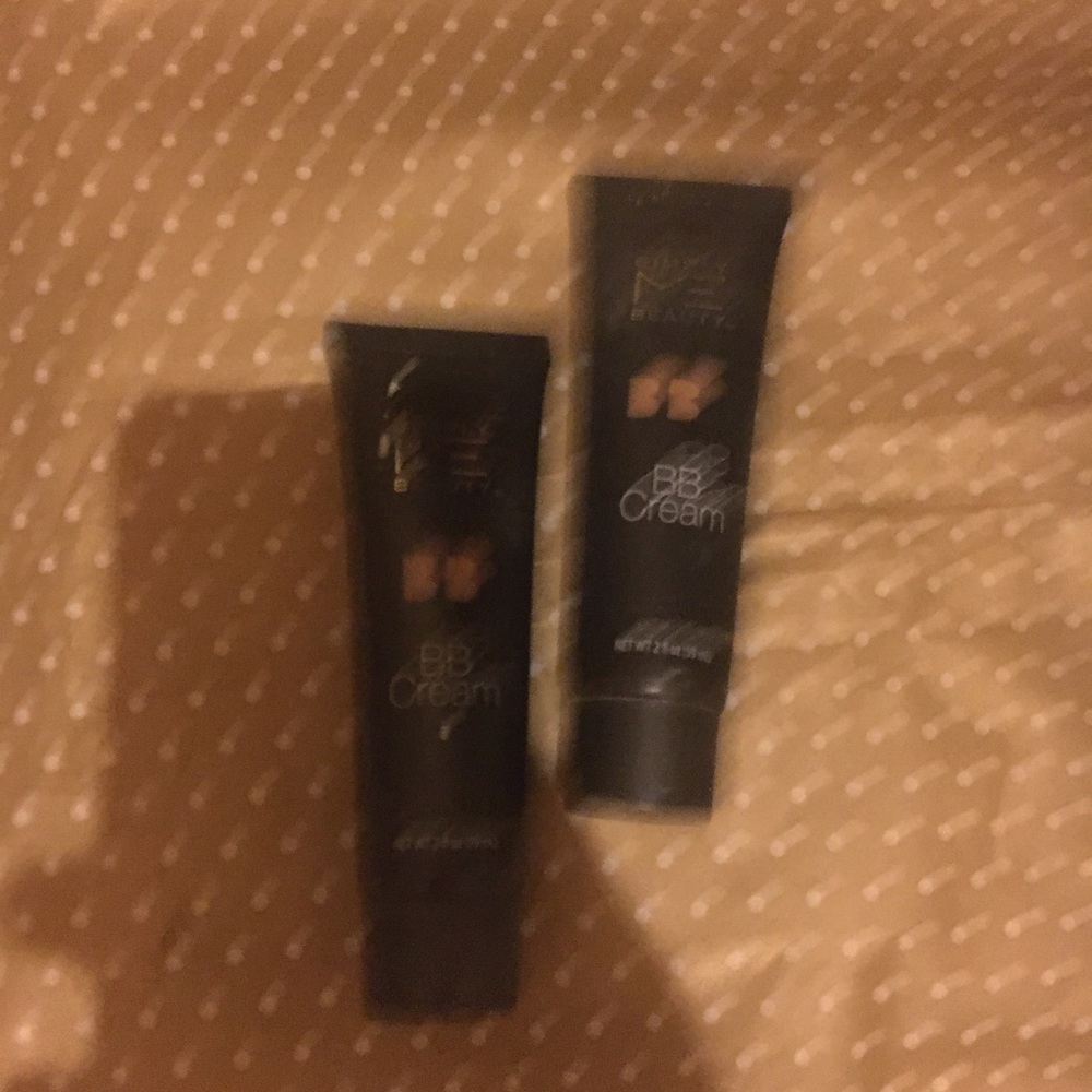 BB cream liquid foundation 2 tubes